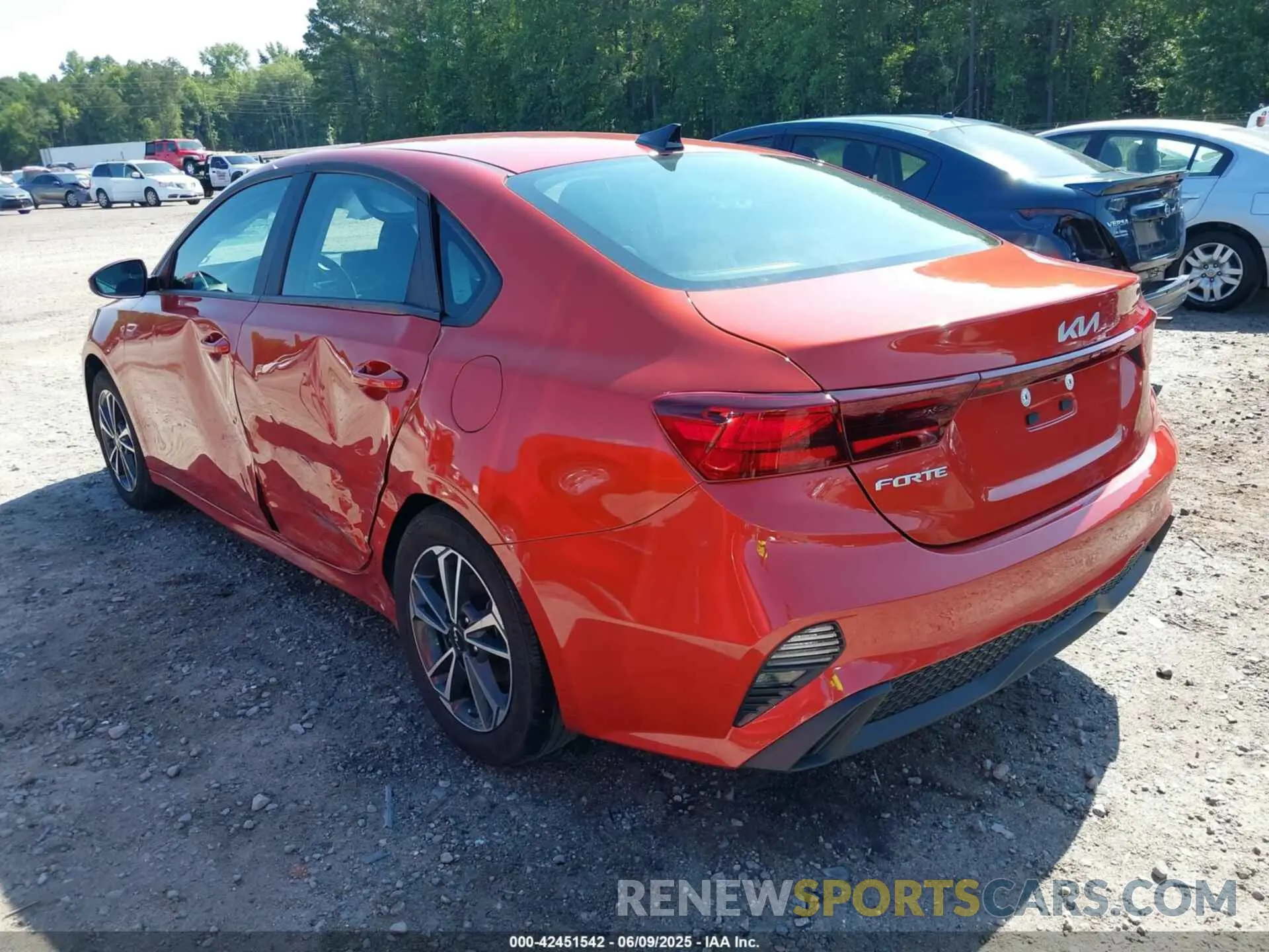 3 Photograph of a damaged car 3KPF24AD5RE726437 KIA FORTE 2024