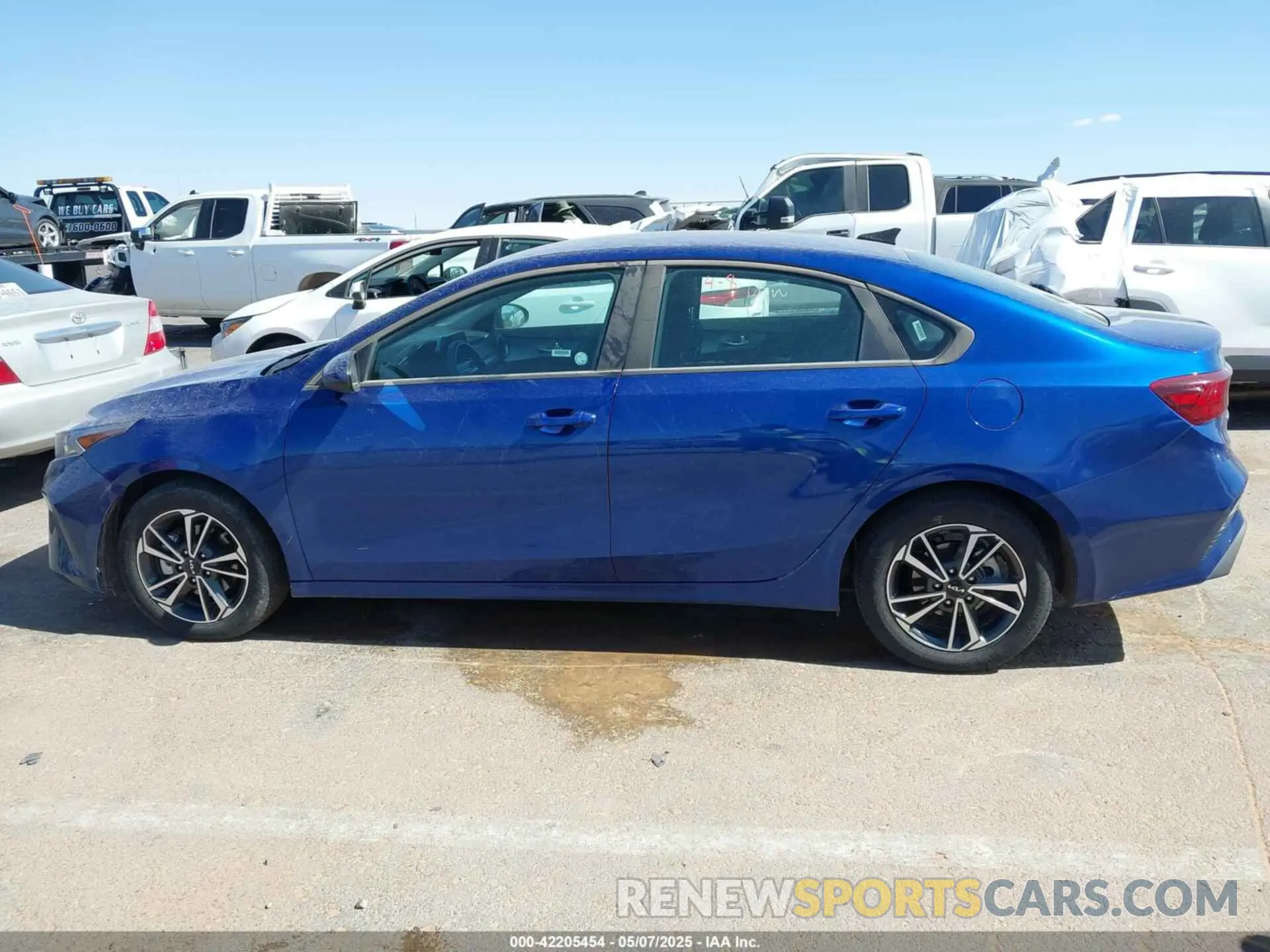 14 Photograph of a damaged car 3KPF24AD5RE728317 KIA FORTE 2024