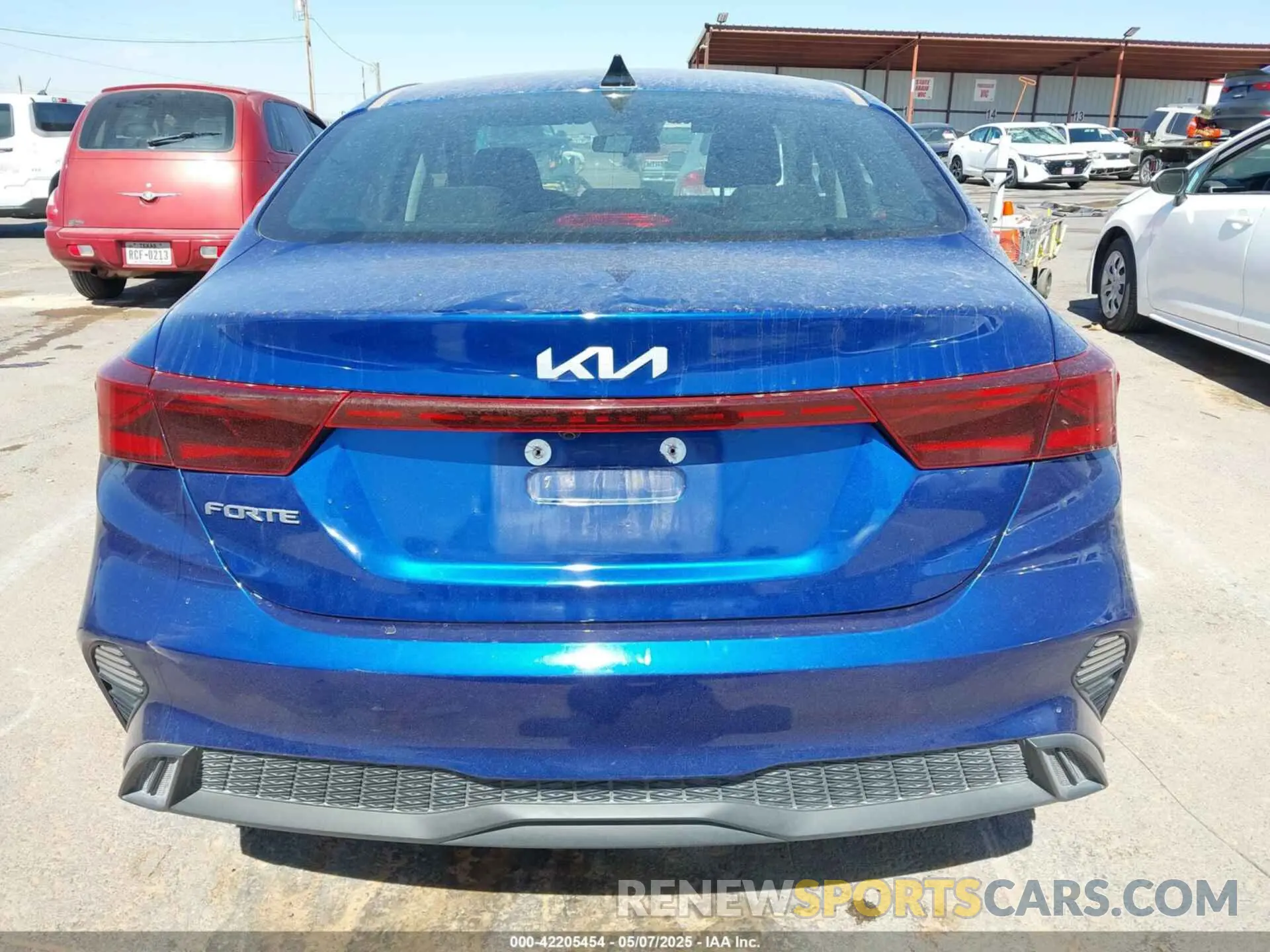 16 Photograph of a damaged car 3KPF24AD5RE728317 KIA FORTE 2024
