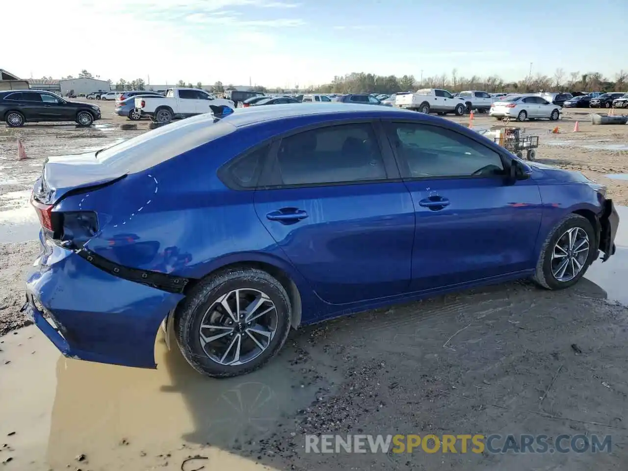 3 Photograph of a damaged car 3KPF24AD5RE729810 KIA FORTE 2024