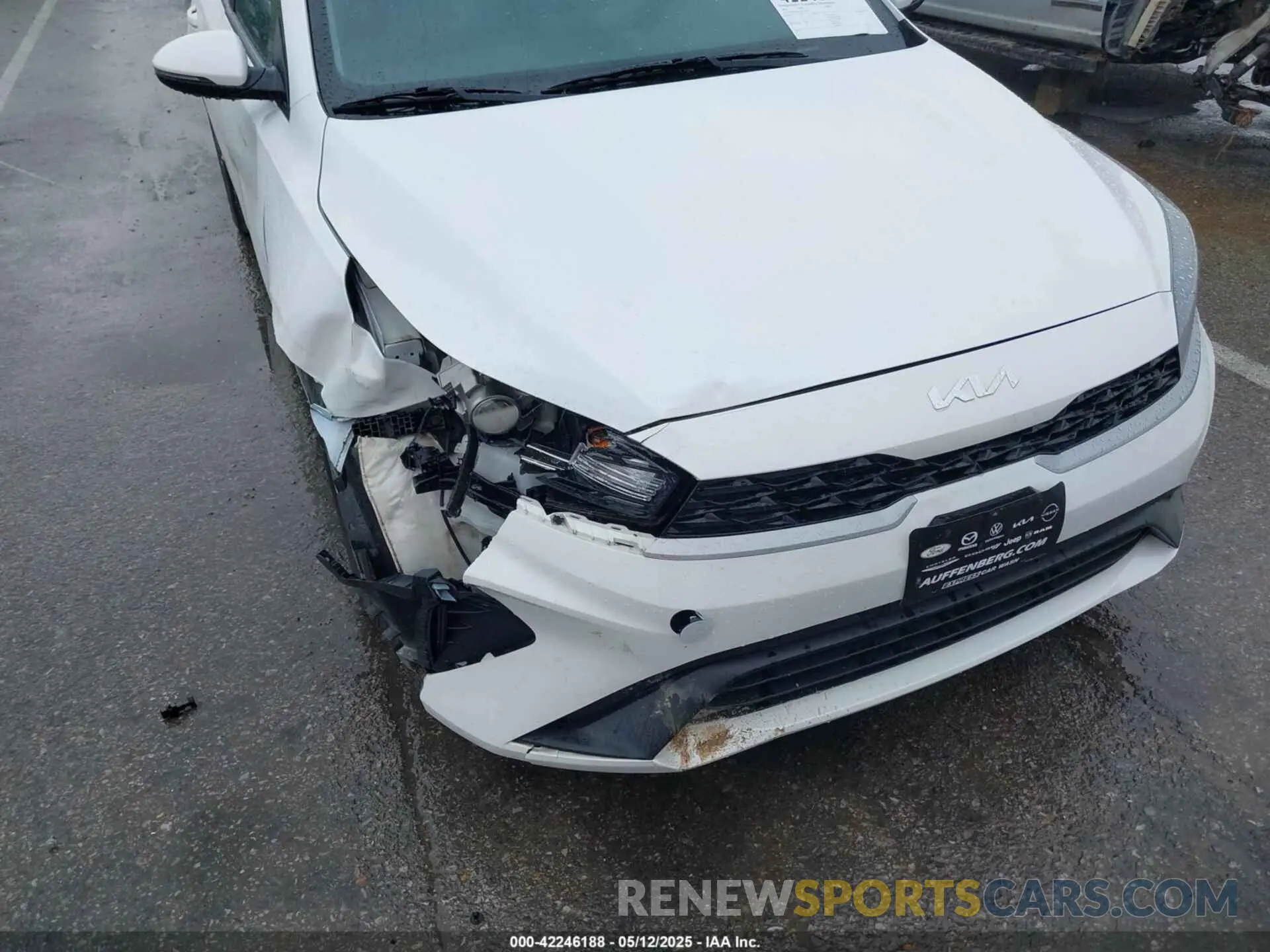 6 Photograph of a damaged car 3KPF24AD5RE738460 KIA FORTE 2024