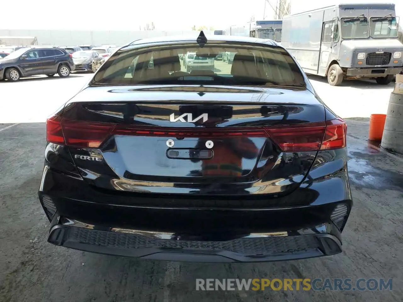 6 Photograph of a damaged car 3KPF24AD5RE741374 KIA FORTE 2024
