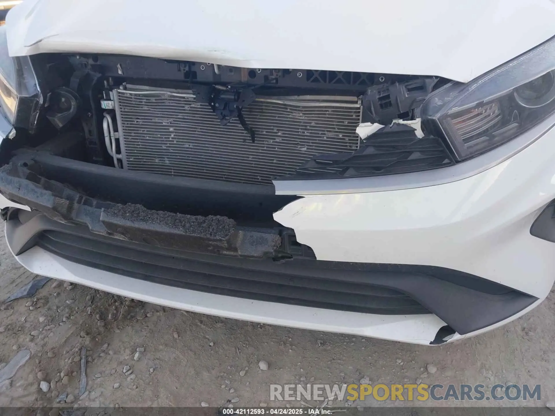 18 Photograph of a damaged car 3KPF24AD5RE745697 KIA FORTE 2024