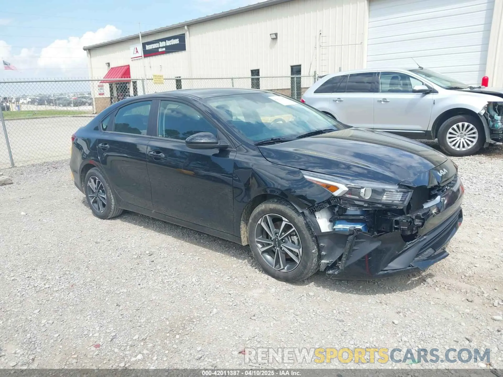 1 Photograph of a damaged car 3KPF24AD5RE748194 KIA FORTE 2024