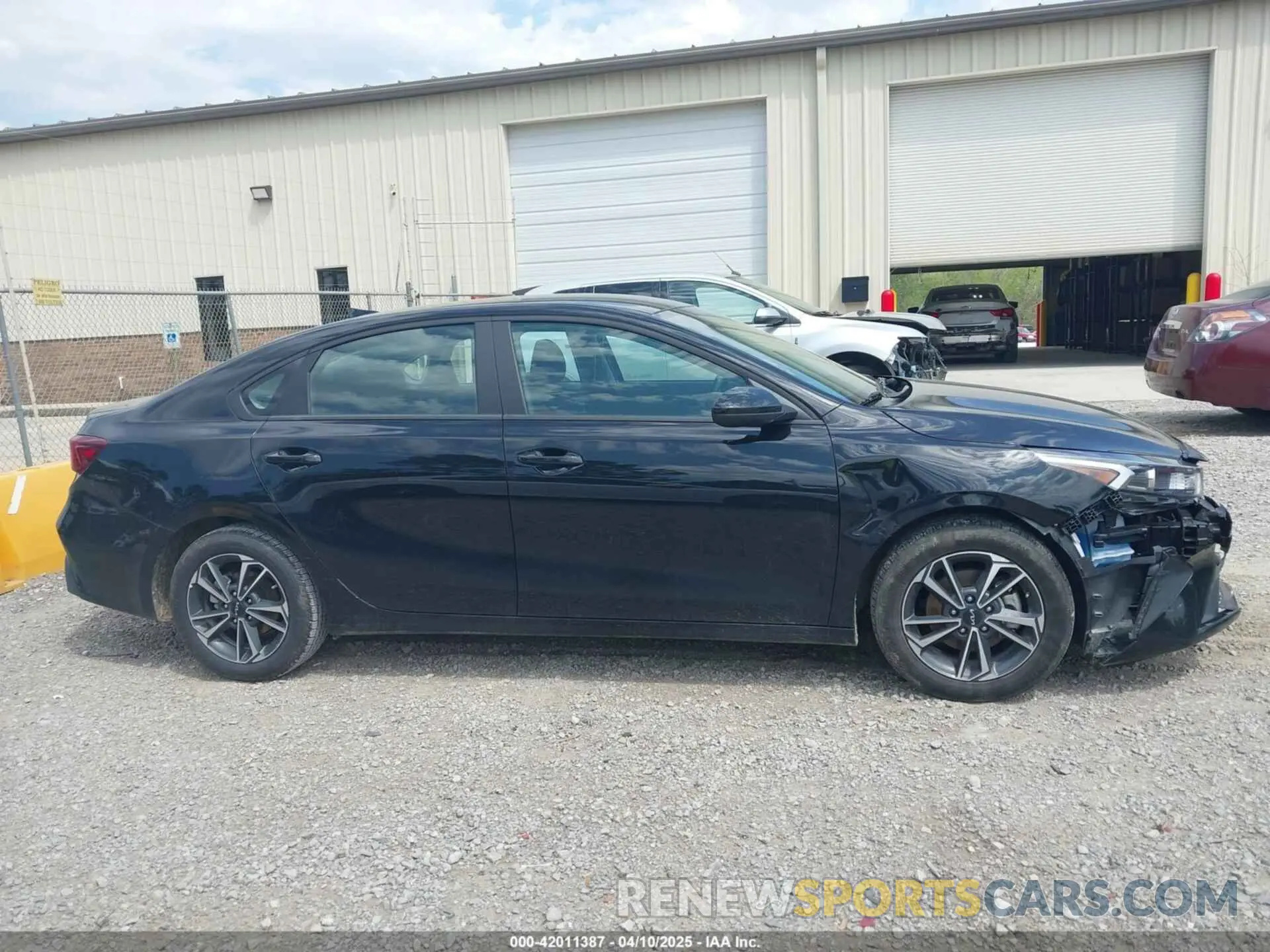 13 Photograph of a damaged car 3KPF24AD5RE748194 KIA FORTE 2024