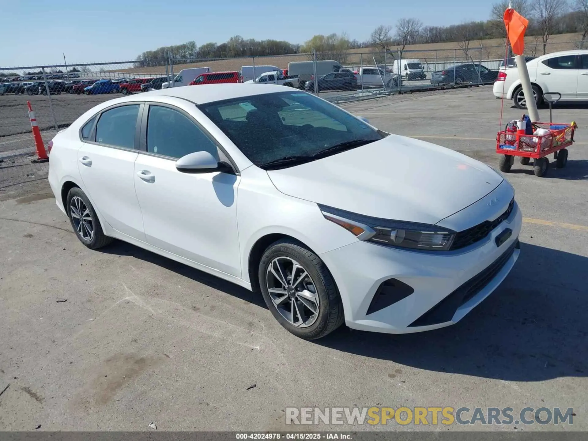 1 Photograph of a damaged car 3KPF24AD5RE750446 KIA FORTE 2024
