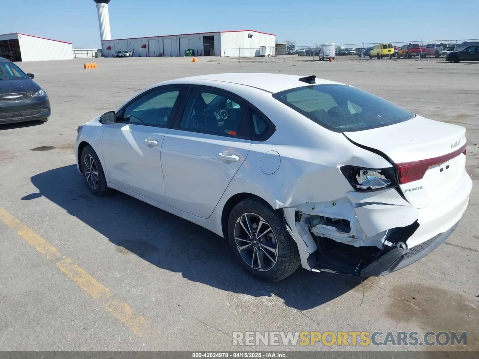 3 Photograph of a damaged car 3KPF24AD5RE750446 KIA FORTE 2024