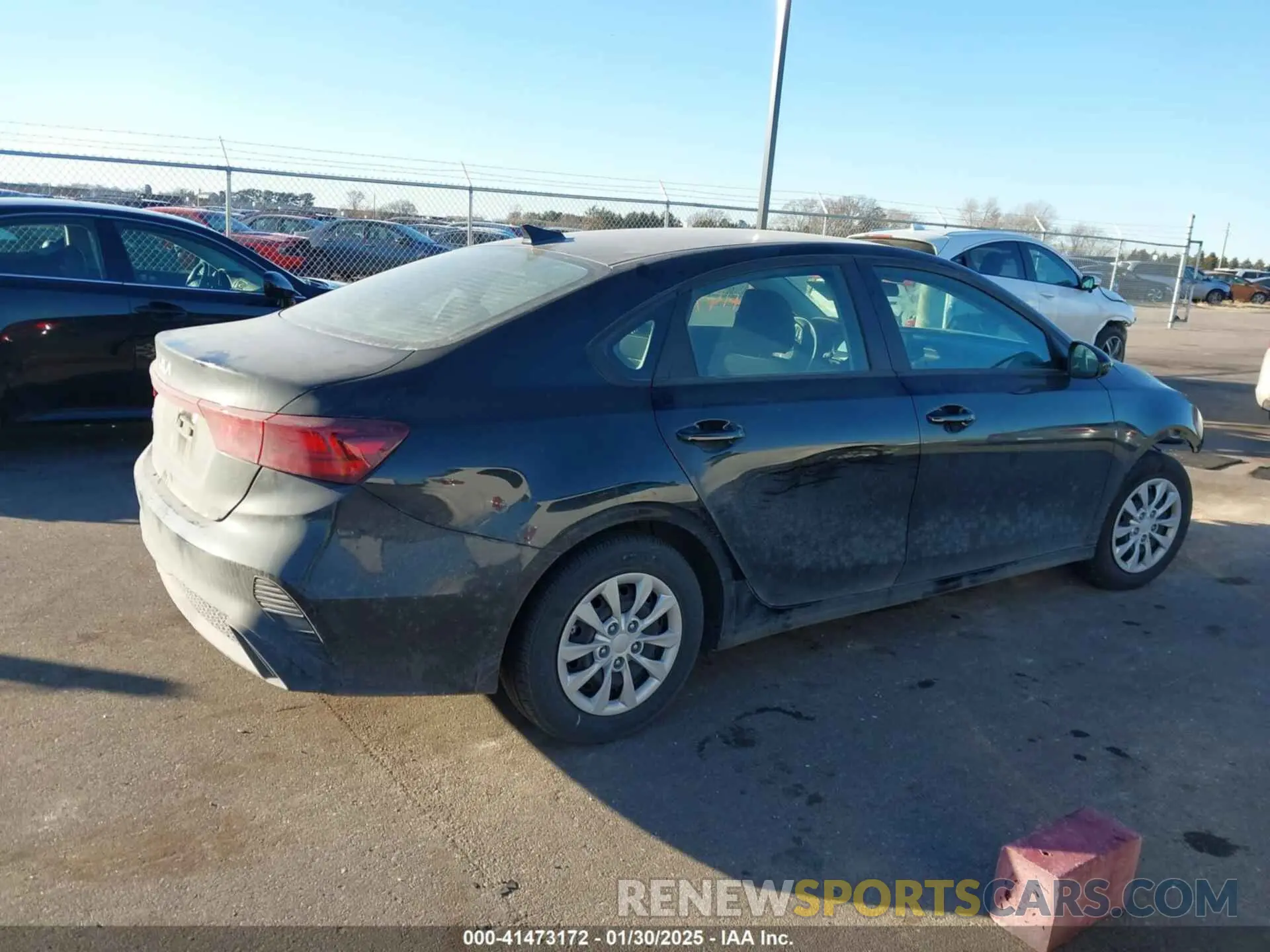4 Photograph of a damaged car 3KPF24AD5RE753136 KIA FORTE 2024