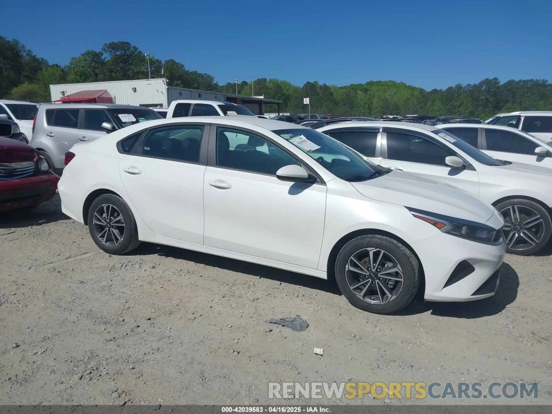 13 Photograph of a damaged car 3KPF24AD5RE755808 KIA FORTE 2024
