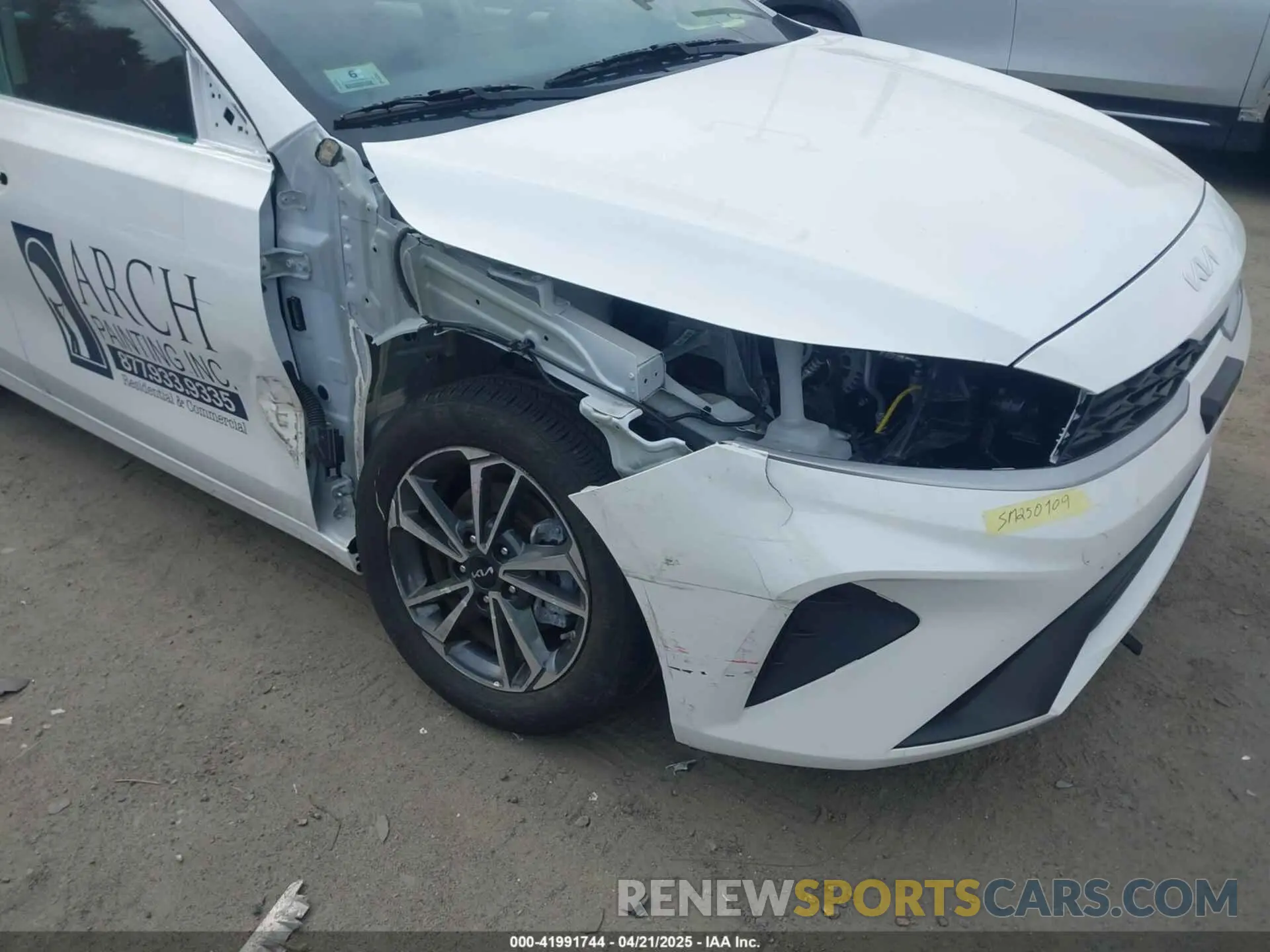 6 Photograph of a damaged car 3KPF24AD5RE760880 KIA FORTE 2024
