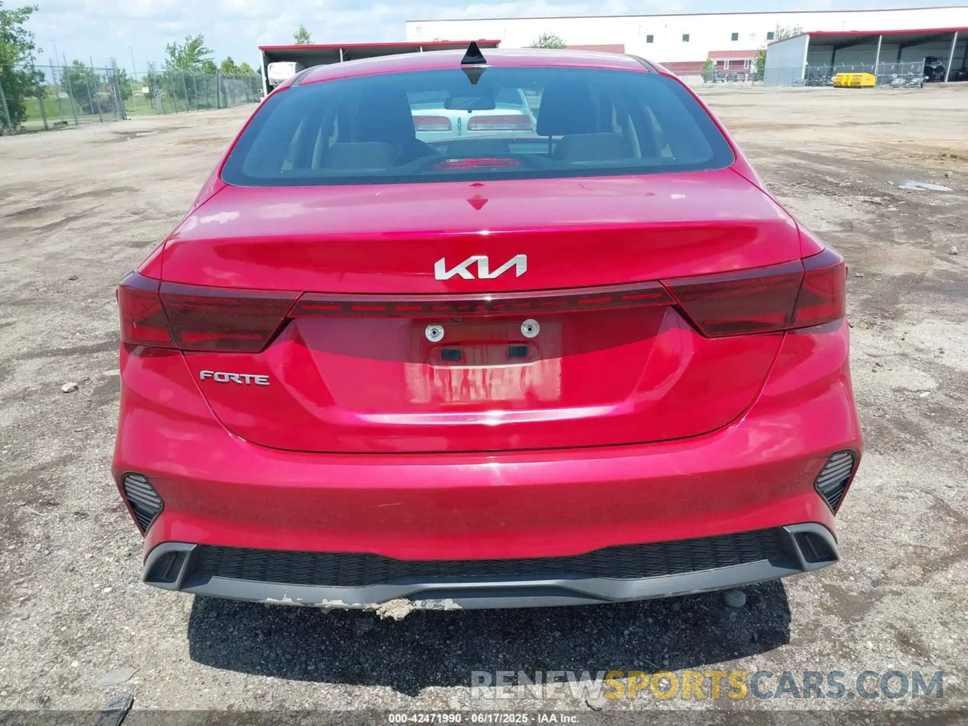 15 Photograph of a damaged car 3KPF24AD5RE764072 KIA FORTE 2024