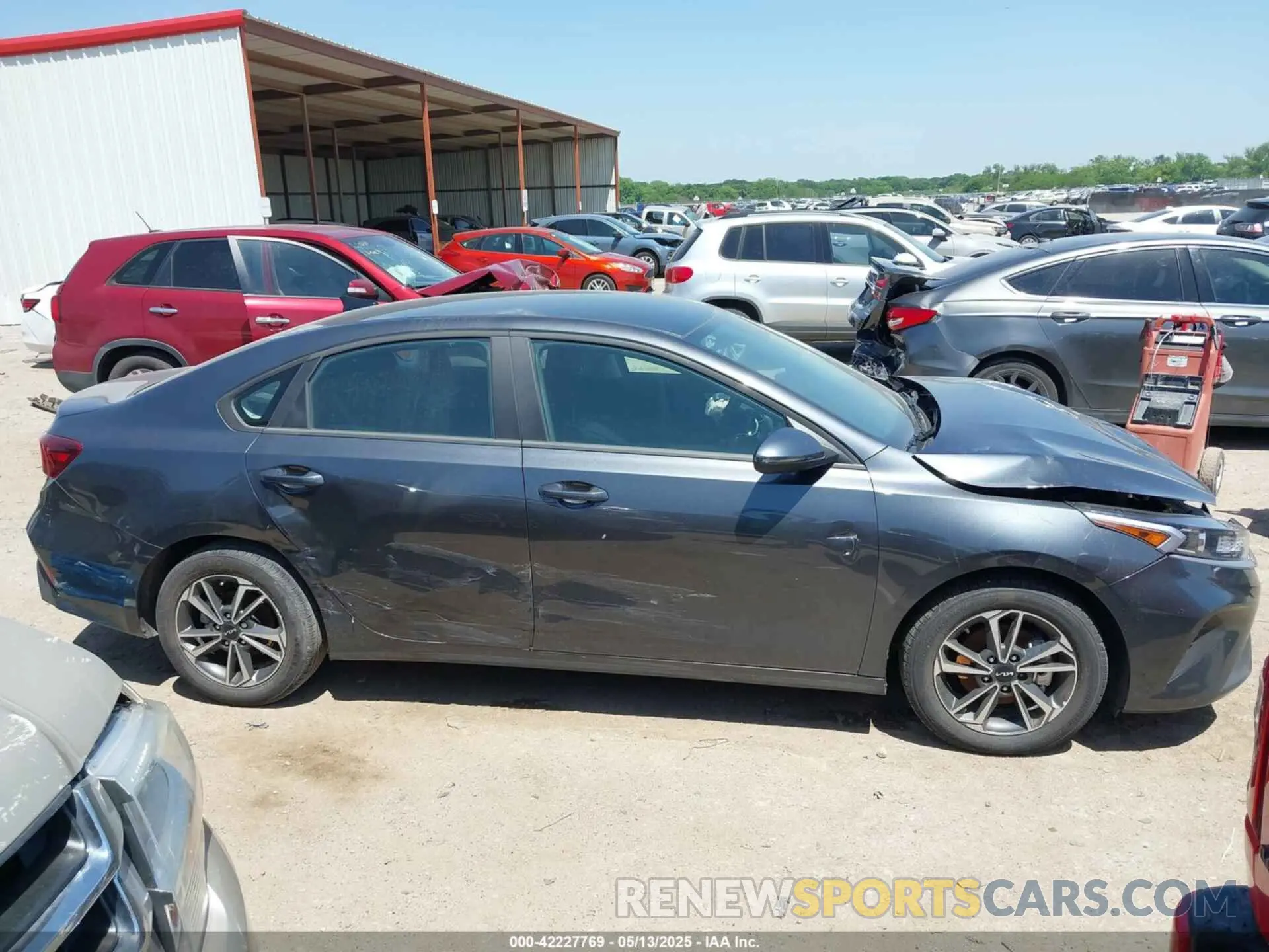 13 Photograph of a damaged car 3KPF24AD5RE799971 KIA FORTE 2024