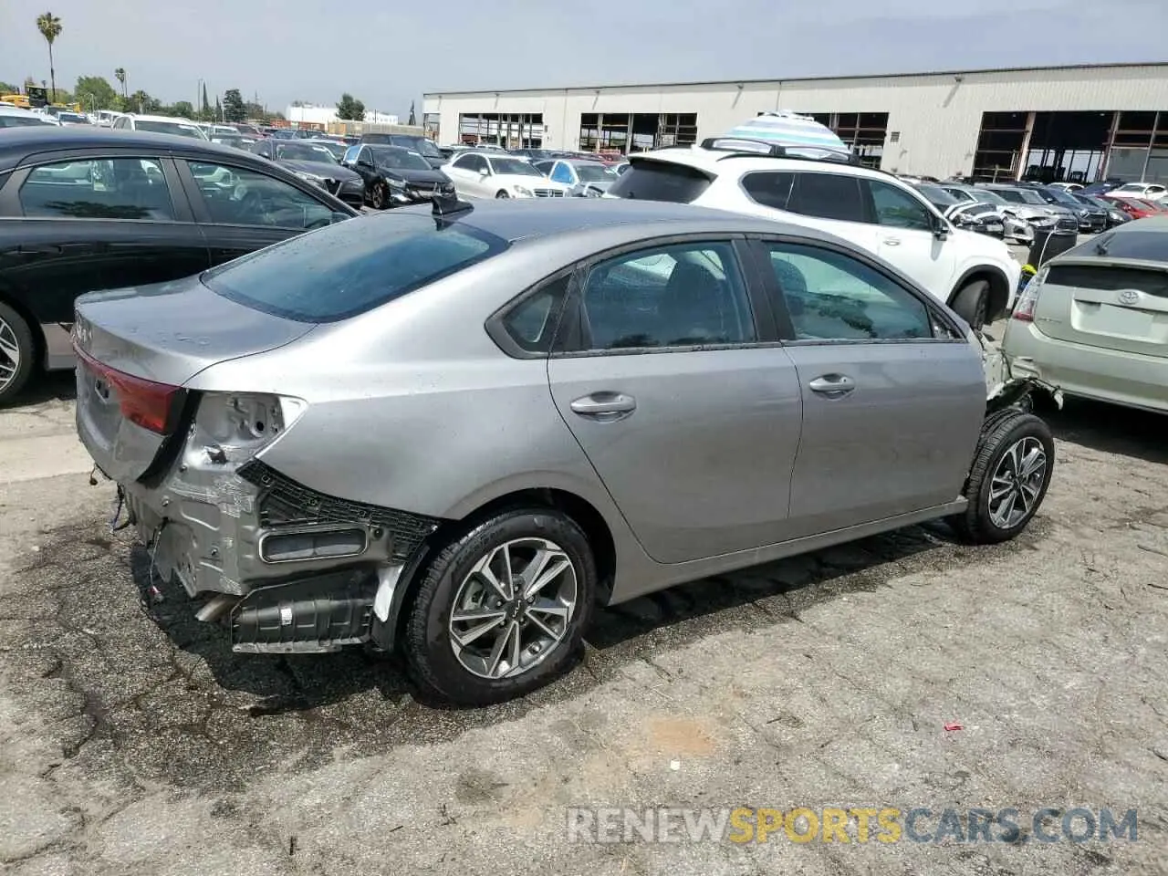 3 Photograph of a damaged car 3KPF24AD5RE802979 KIA FORTE 2024