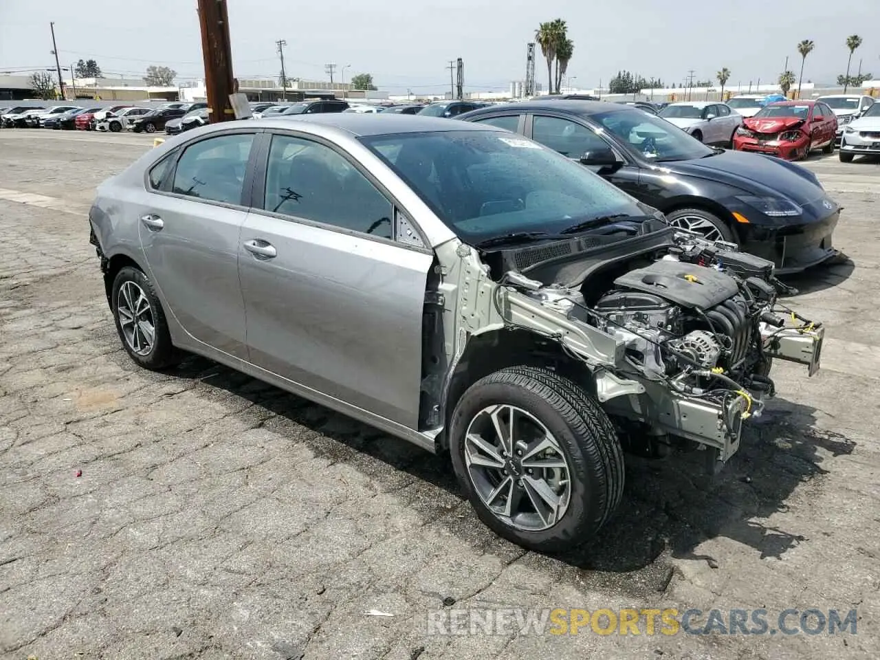 4 Photograph of a damaged car 3KPF24AD5RE802979 KIA FORTE 2024