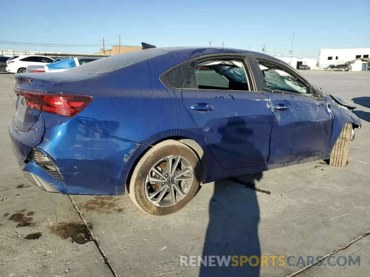 3 Photograph of a damaged car 3KPF24AD5RE830992 KIA FORTE 2024