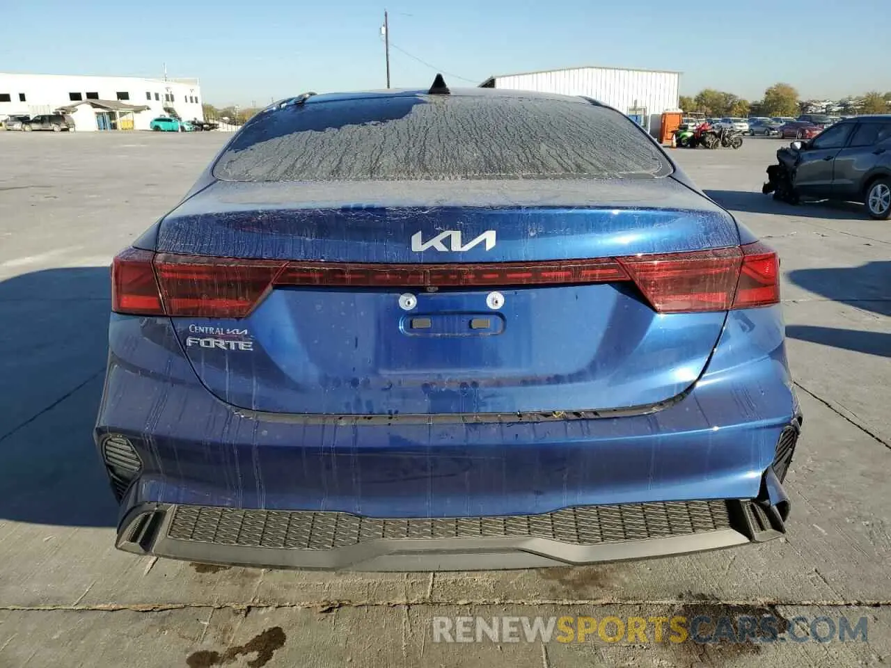 6 Photograph of a damaged car 3KPF24AD5RE830992 KIA FORTE 2024