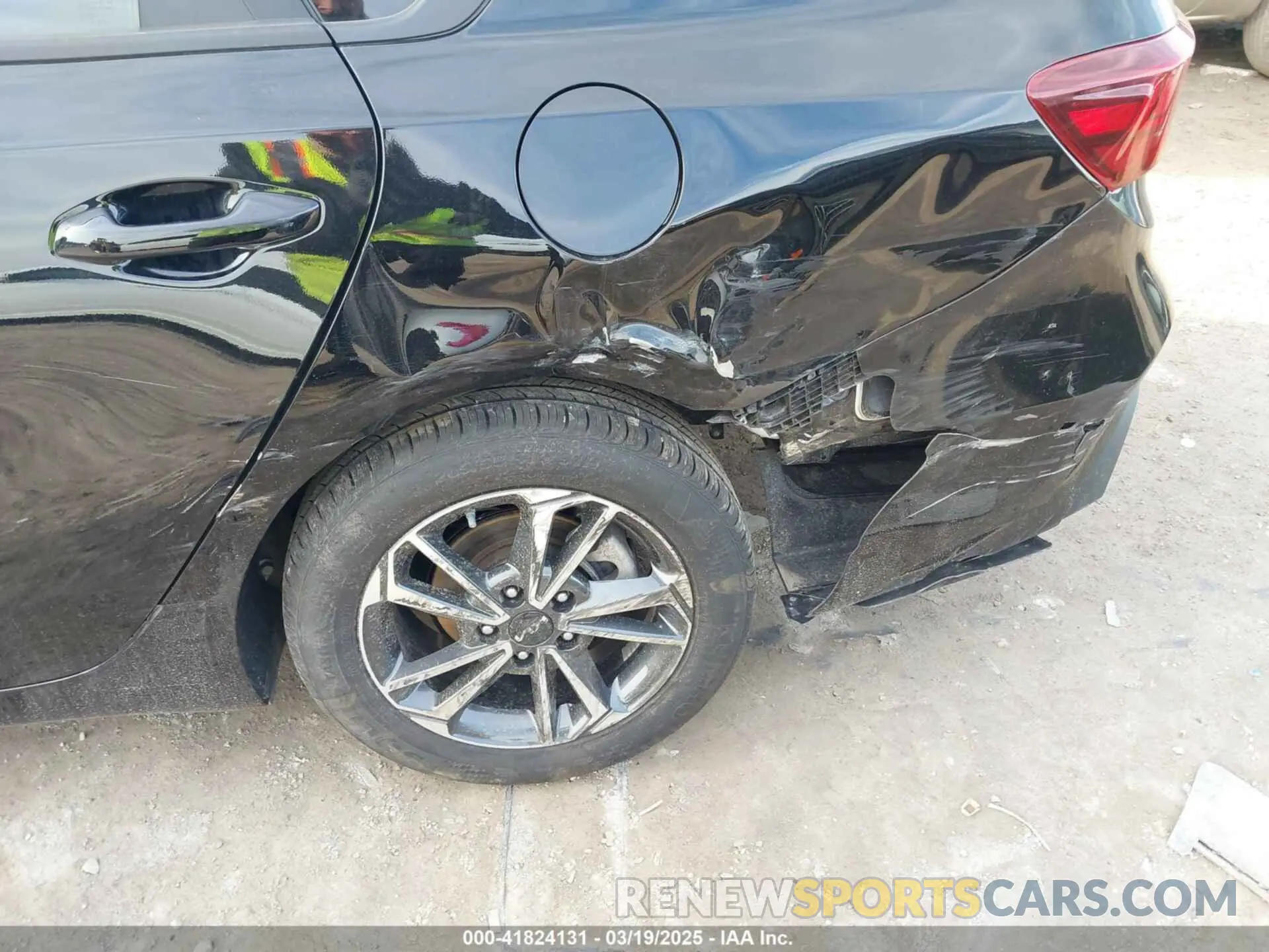 6 Photograph of a damaged car 3KPF24AD5RE840129 KIA FORTE 2024