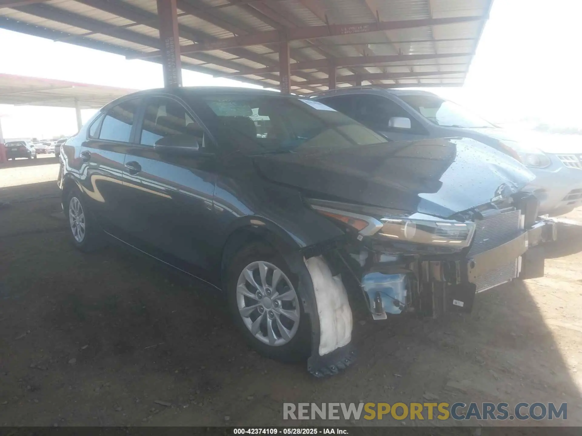 1 Photograph of a damaged car 3KPF24AD6RE697532 KIA FORTE 2024