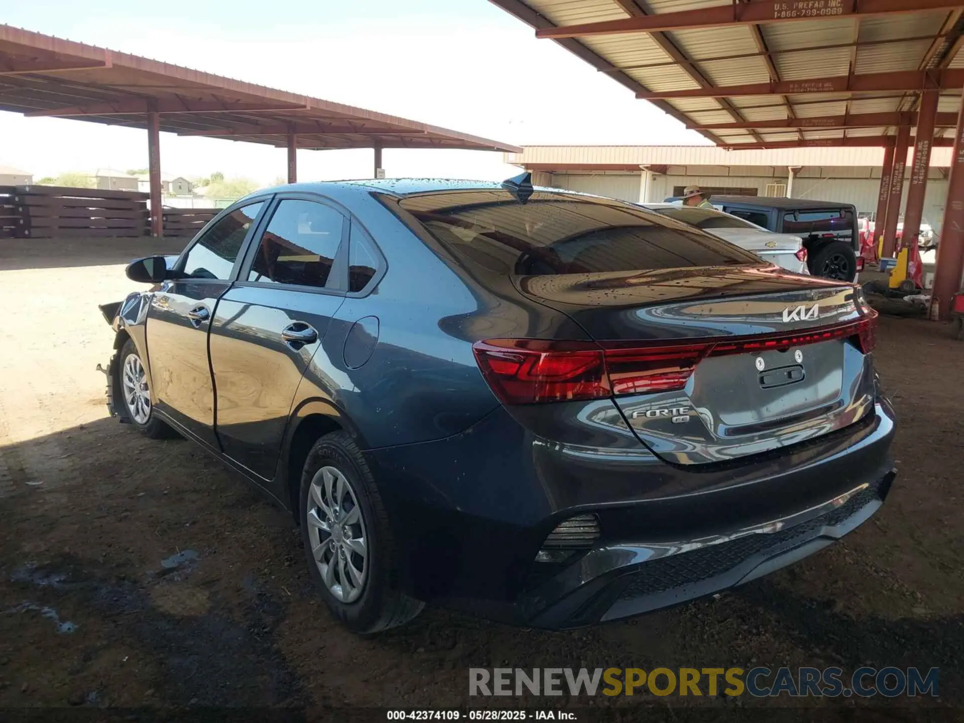 3 Photograph of a damaged car 3KPF24AD6RE697532 KIA FORTE 2024
