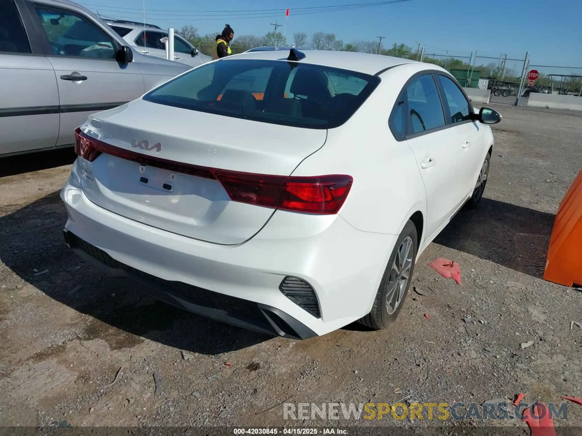 4 Photograph of a damaged car 3KPF24AD6RE705192 KIA FORTE 2024