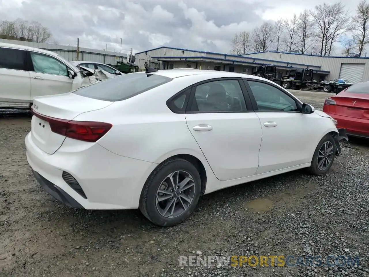 3 Photograph of a damaged car 3KPF24AD6RE721022 KIA FORTE 2024