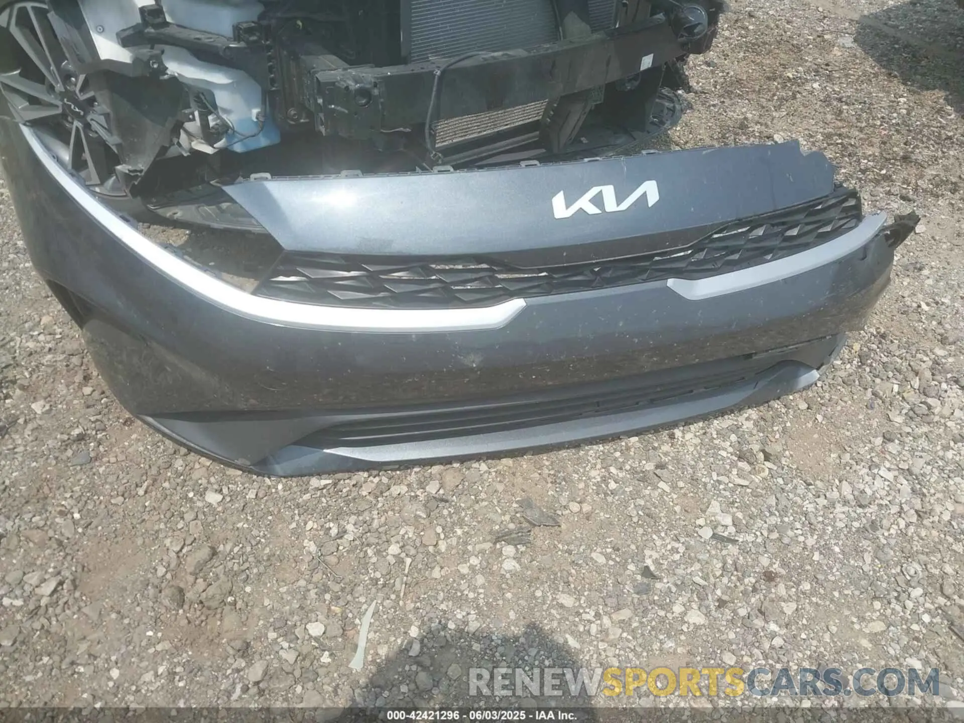 12 Photograph of a damaged car 3KPF24AD6RE732490 KIA FORTE 2024