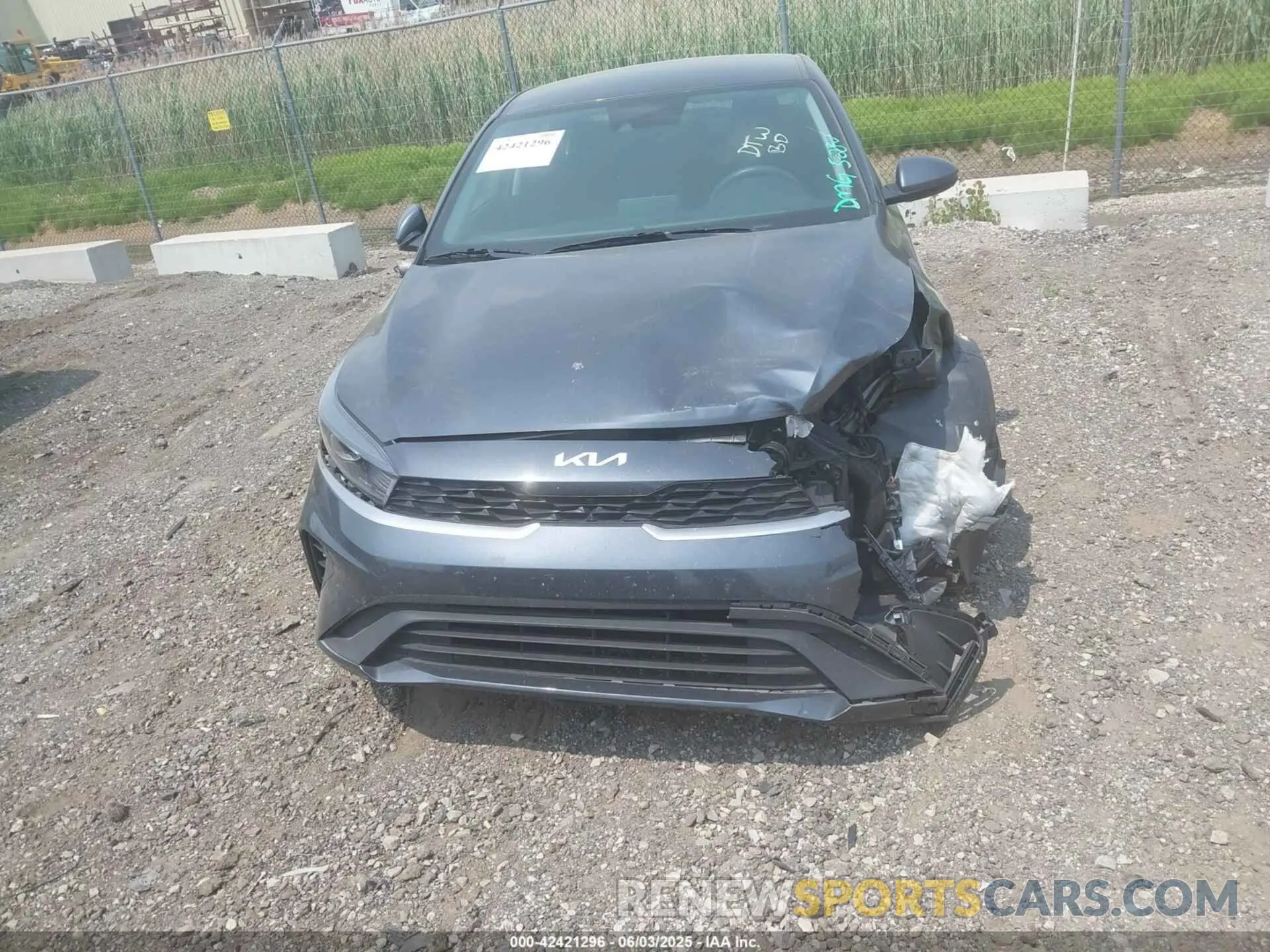 13 Photograph of a damaged car 3KPF24AD6RE732490 KIA FORTE 2024