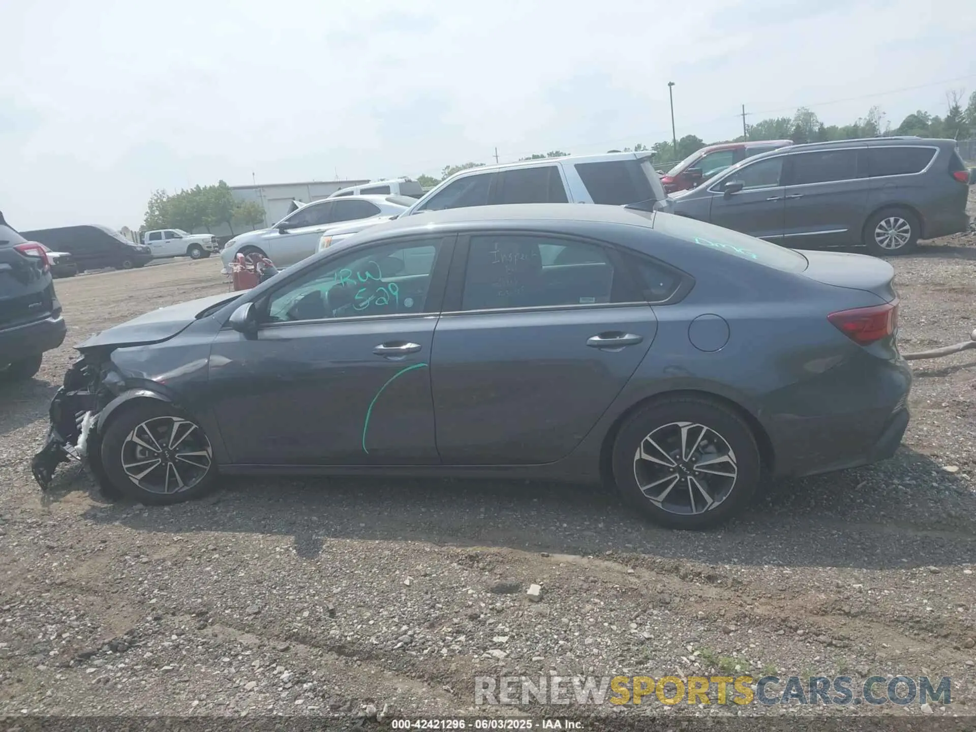 15 Photograph of a damaged car 3KPF24AD6RE732490 KIA FORTE 2024