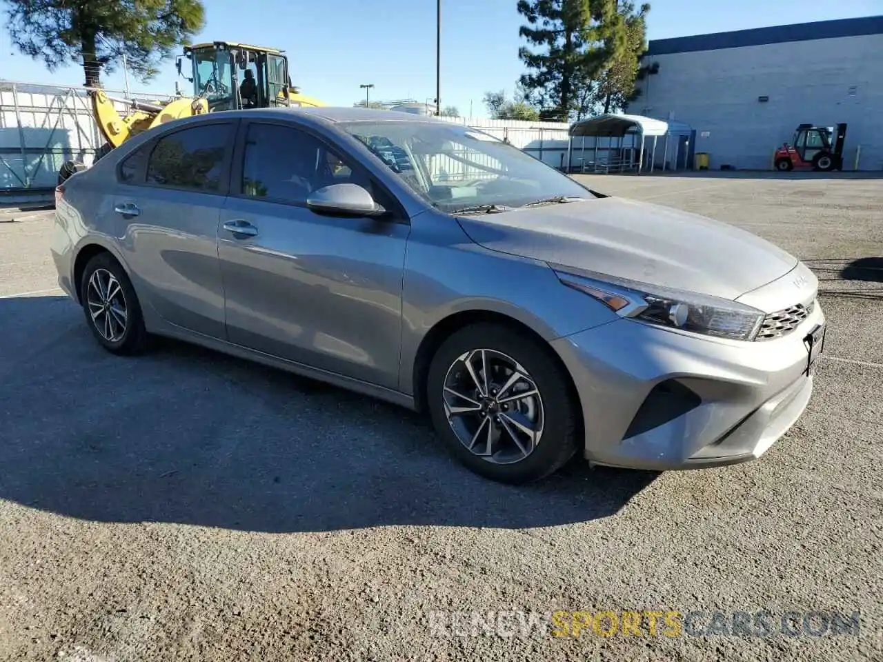 4 Photograph of a damaged car 3KPF24AD6RE736927 KIA FORTE 2024