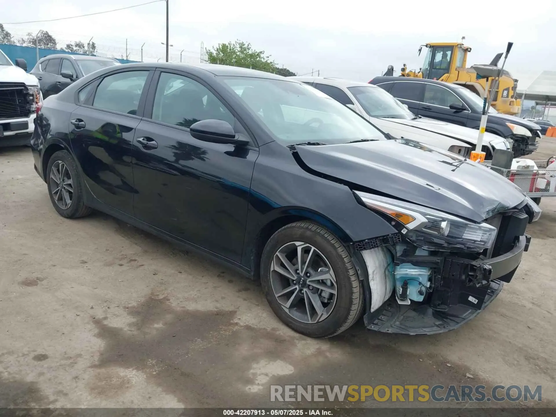 1 Photograph of a damaged car 3KPF24AD6RE747068 KIA FORTE 2024
