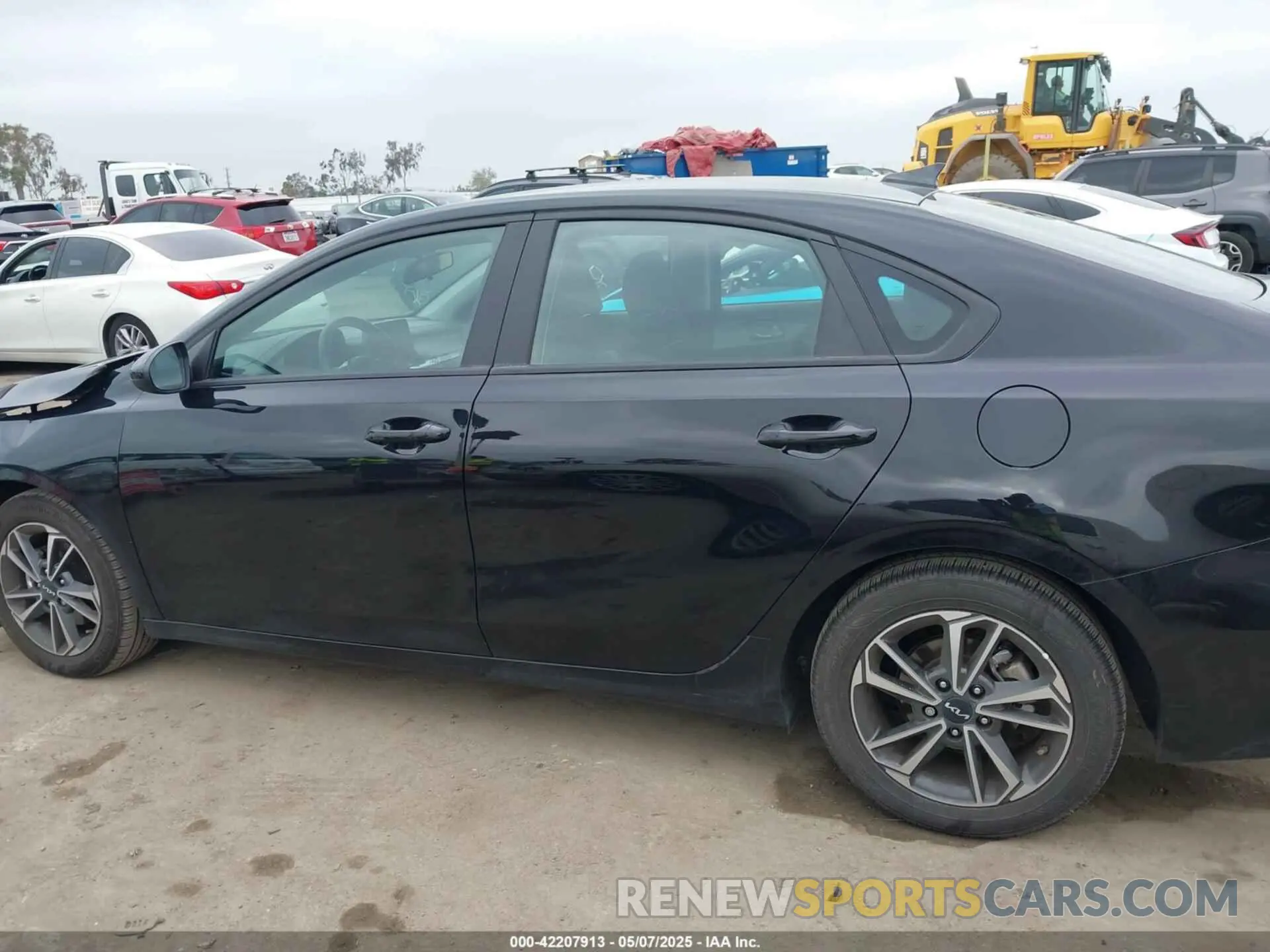 15 Photograph of a damaged car 3KPF24AD6RE747068 KIA FORTE 2024