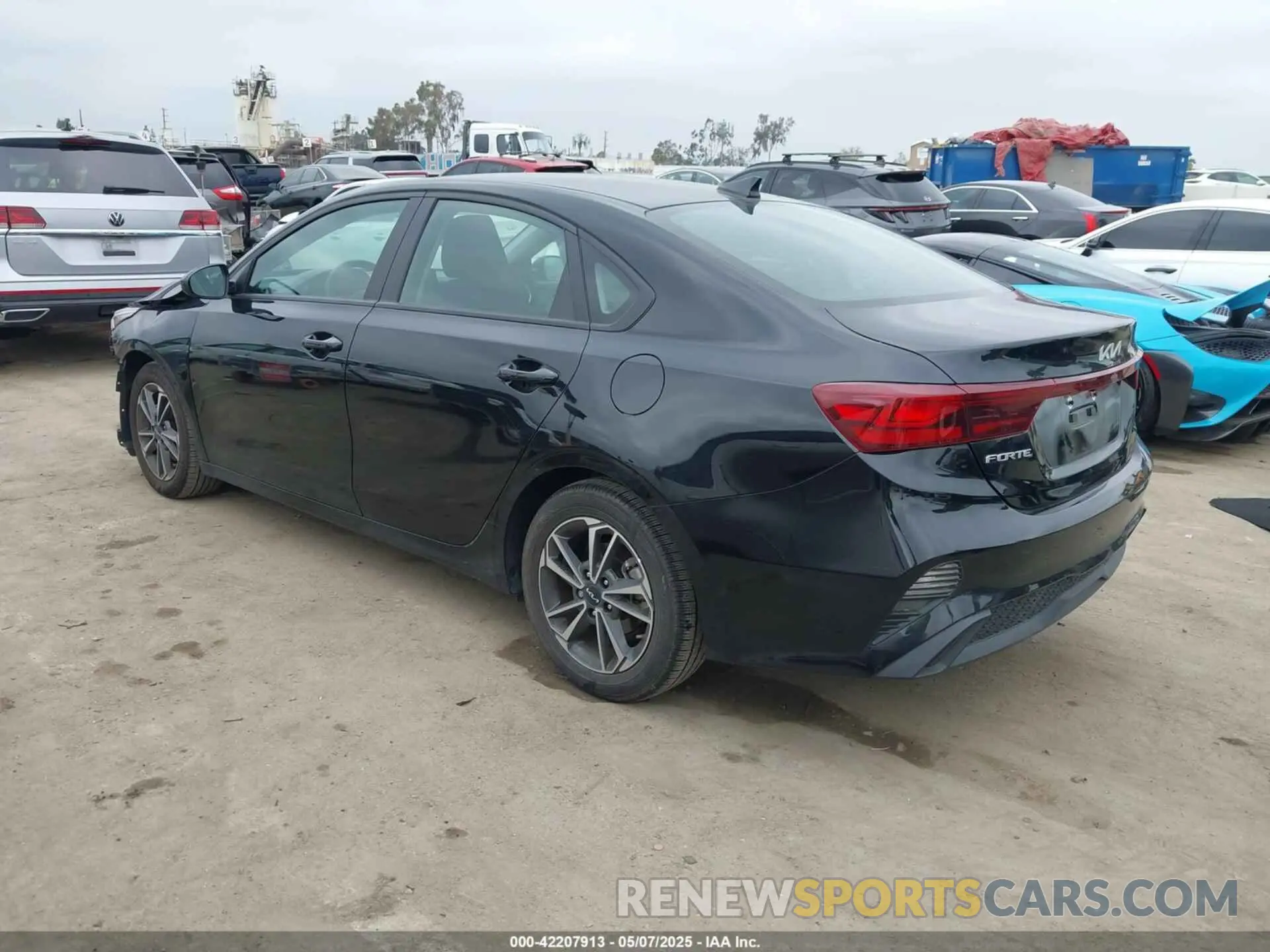 3 Photograph of a damaged car 3KPF24AD6RE747068 KIA FORTE 2024