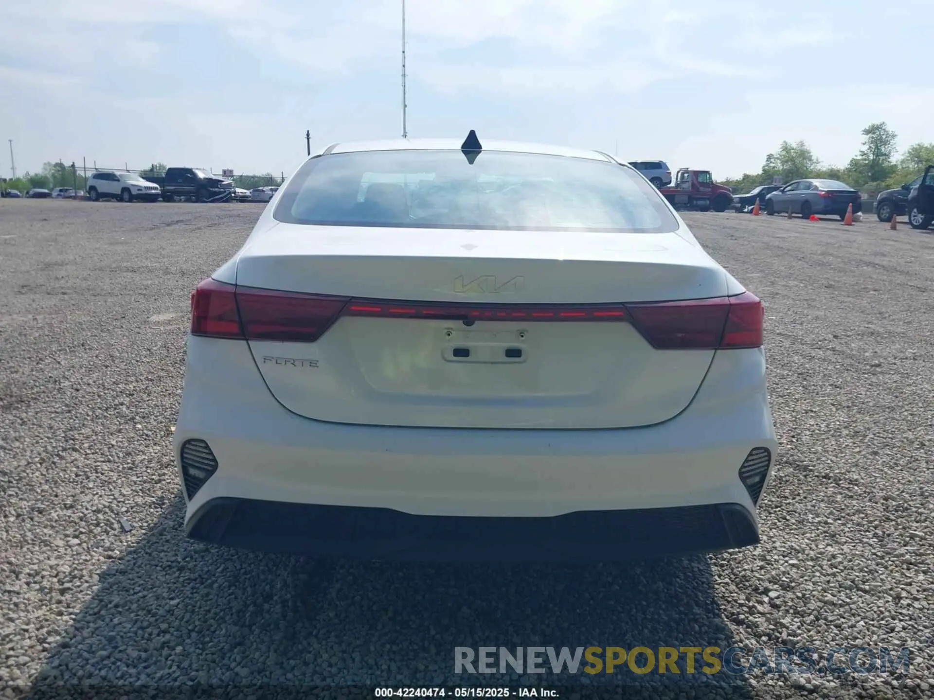 16 Photograph of a damaged car 3KPF24AD6RE755820 KIA FORTE 2024