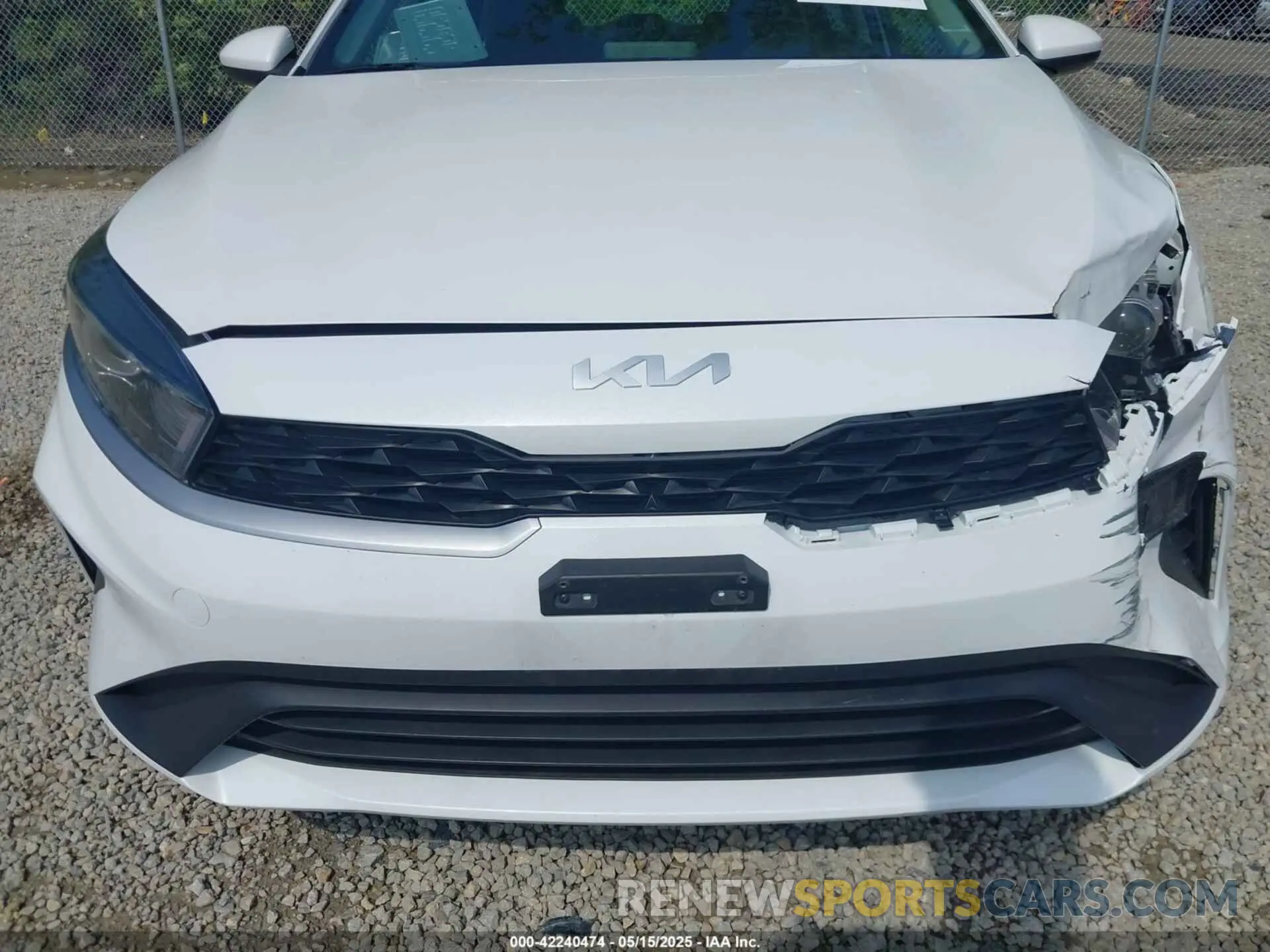 17 Photograph of a damaged car 3KPF24AD6RE755820 KIA FORTE 2024