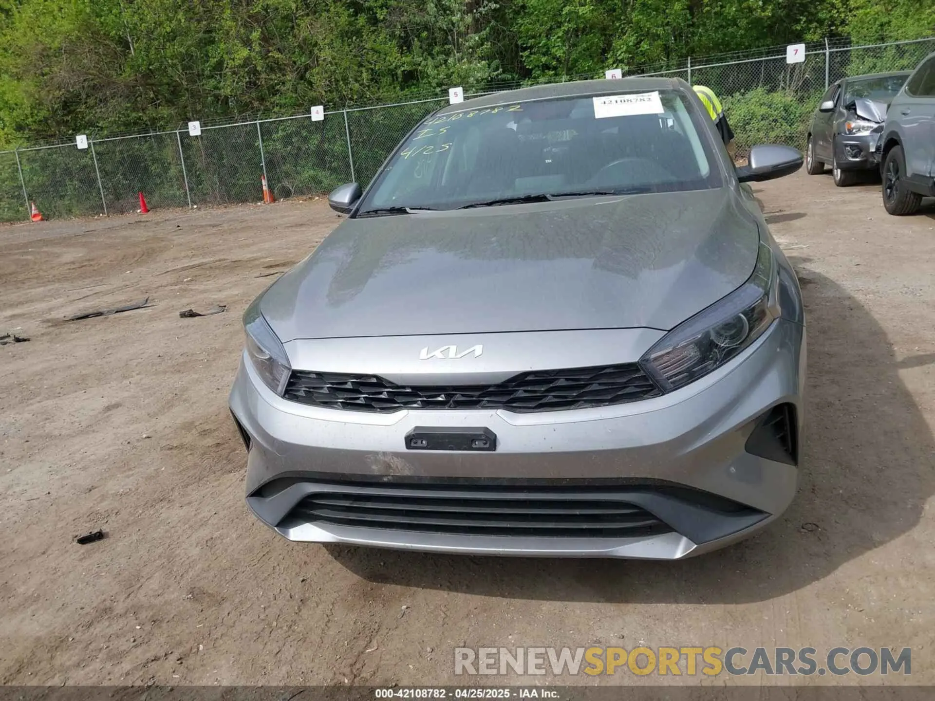 12 Photograph of a damaged car 3KPF24AD6RE761309 KIA FORTE 2024