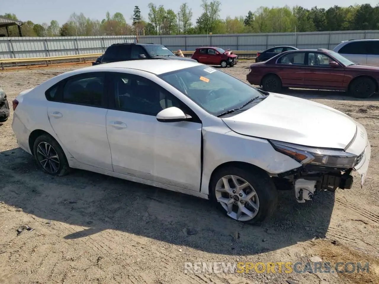 4 Photograph of a damaged car 3KPF24AD6RE774447 KIA FORTE 2024