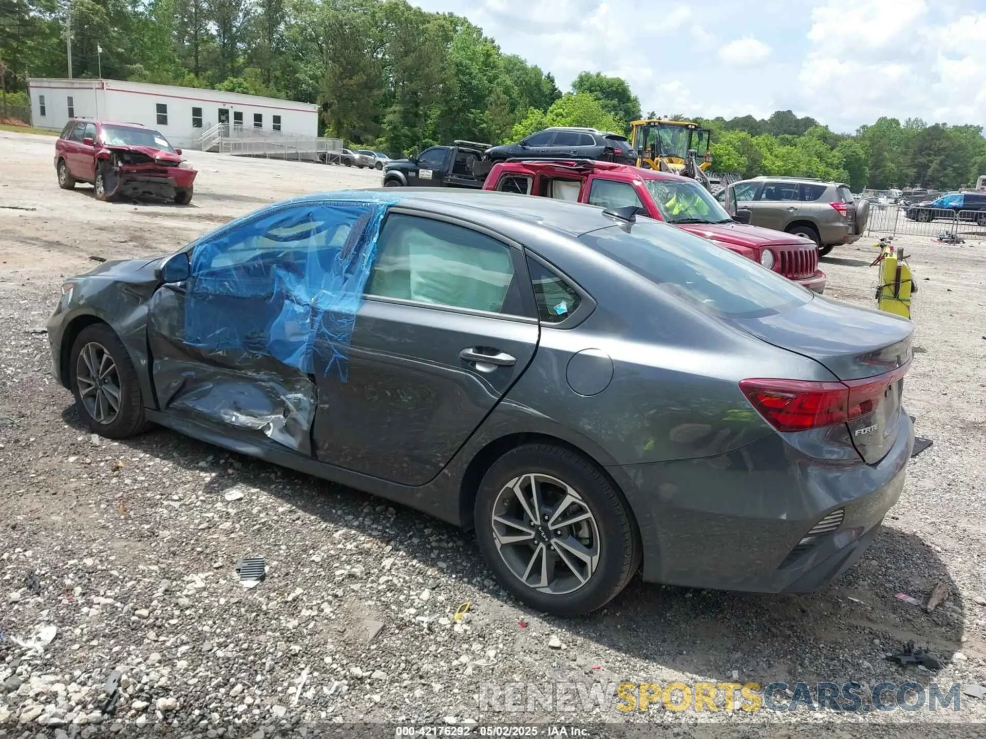 3 Photograph of a damaged car 3KPF24AD6RE776747 KIA FORTE 2024