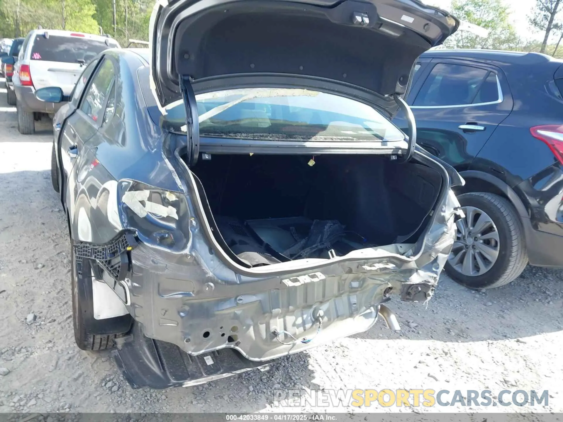 6 Photograph of a damaged car 3KPF24AD6RE788154 KIA FORTE 2024