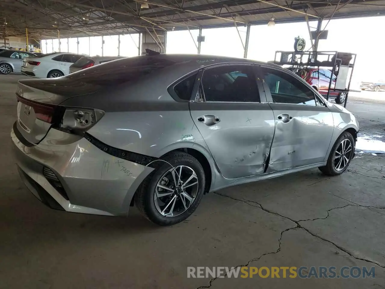 3 Photograph of a damaged car 3KPF24AD6RE791734 KIA FORTE 2024