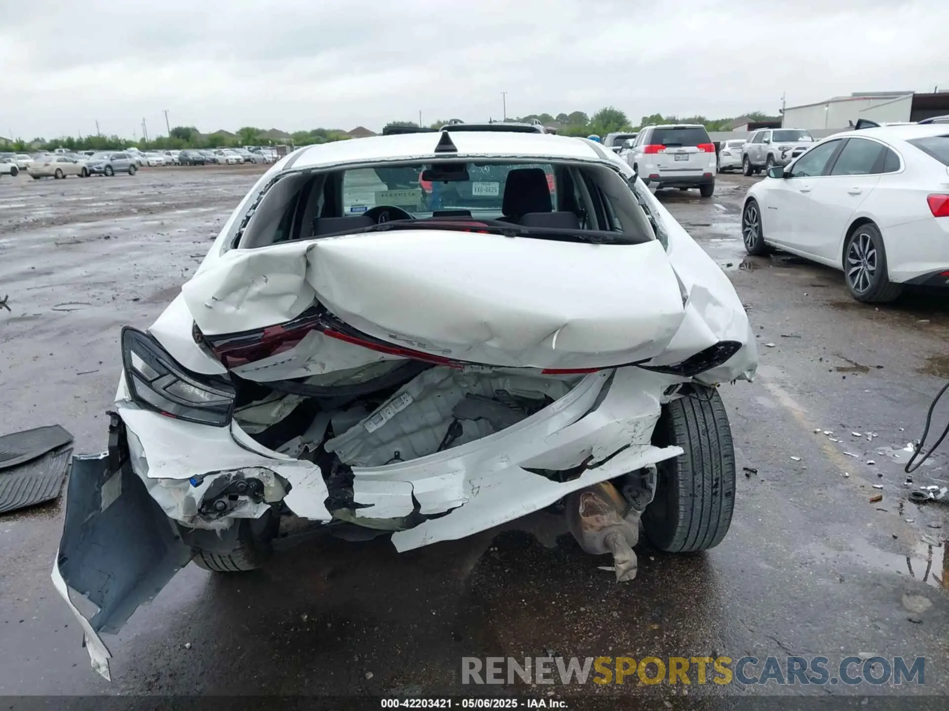 15 Photograph of a damaged car 3KPF24AD6RE810427 KIA FORTE 2024