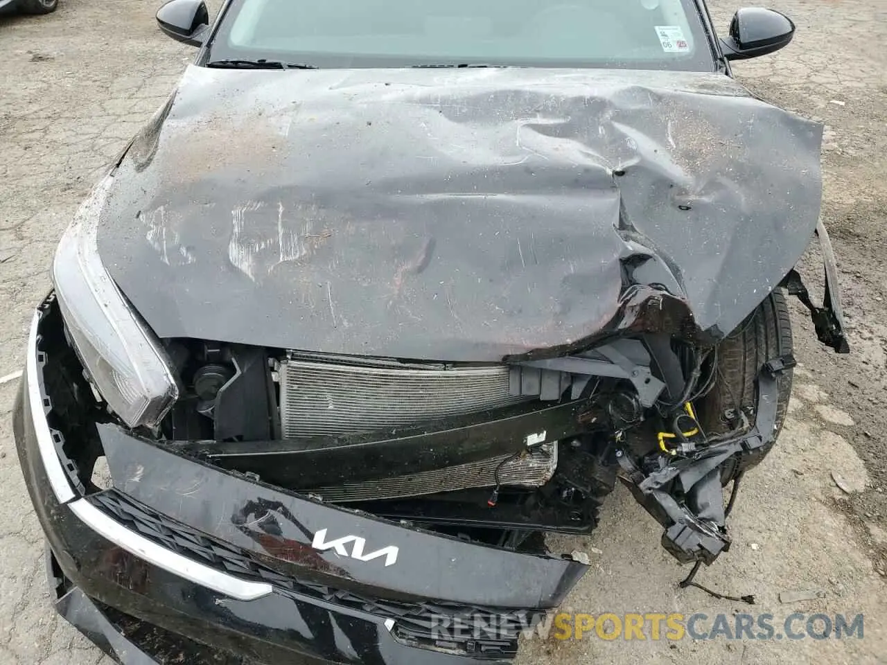 11 Photograph of a damaged car 3KPF24AD6RE814316 KIA FORTE 2024