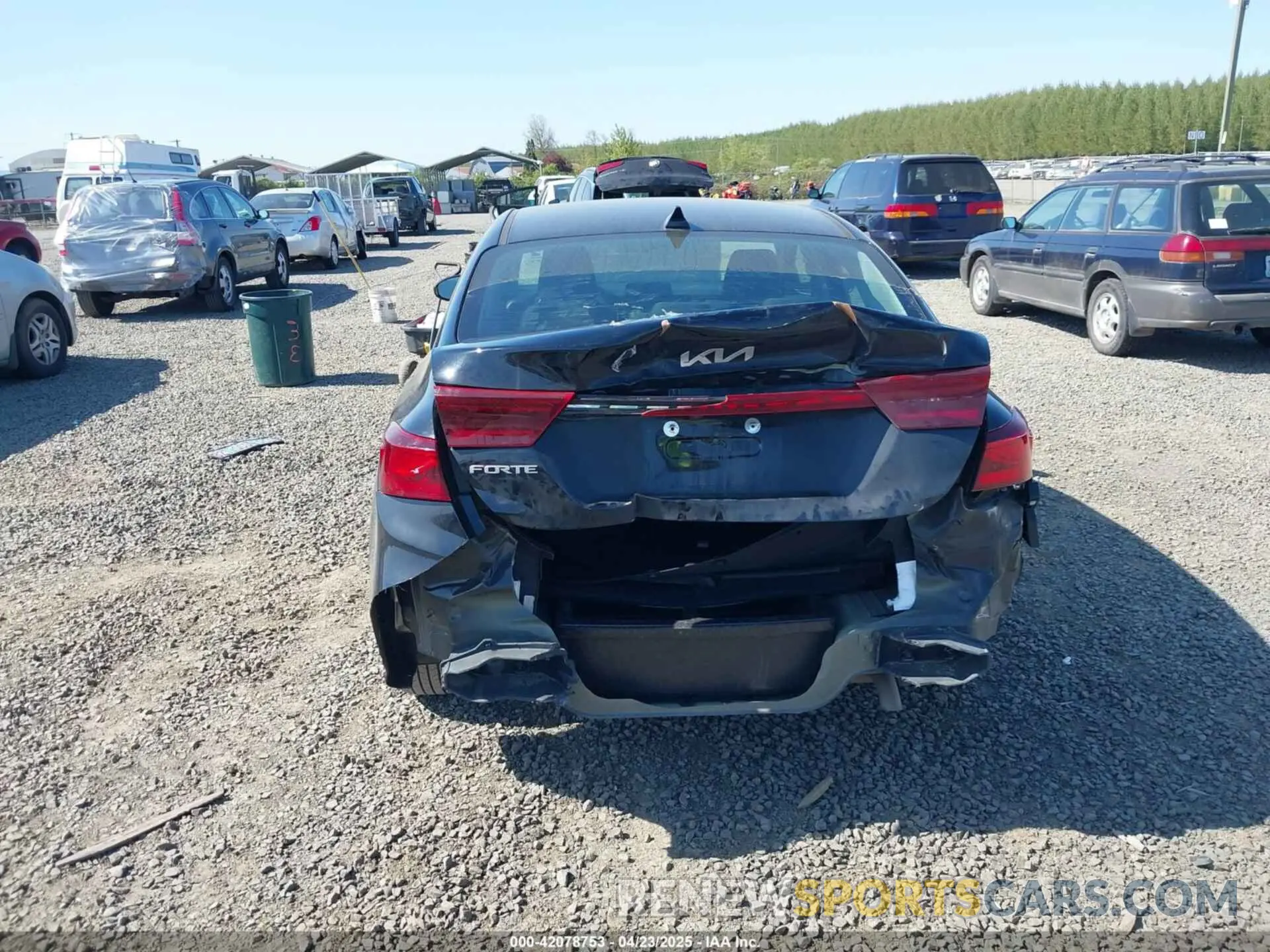 16 Photograph of a damaged car 3KPF24AD6RE826949 KIA FORTE 2024