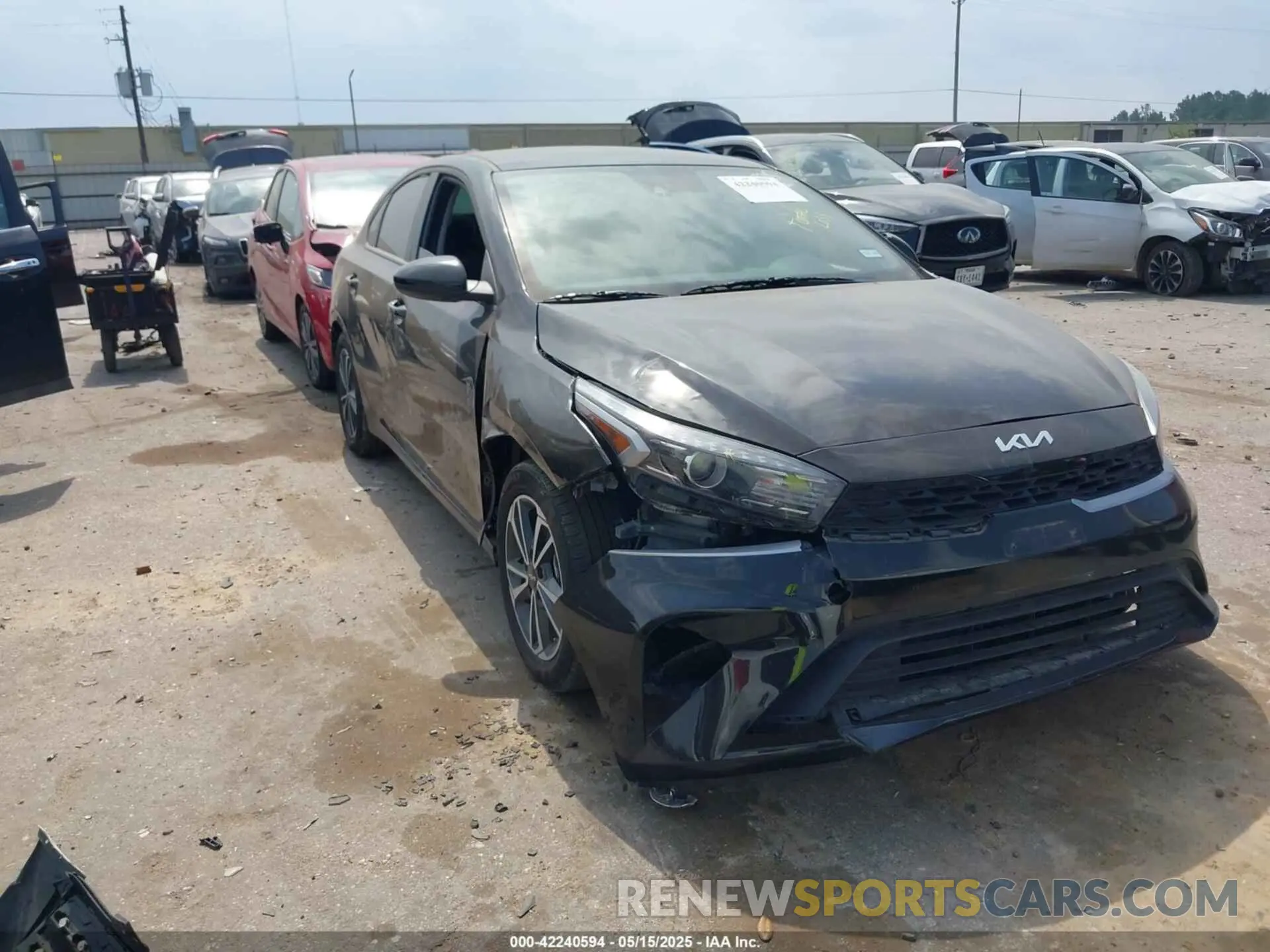 1 Photograph of a damaged car 3KPF24AD6RE837000 KIA FORTE 2024
