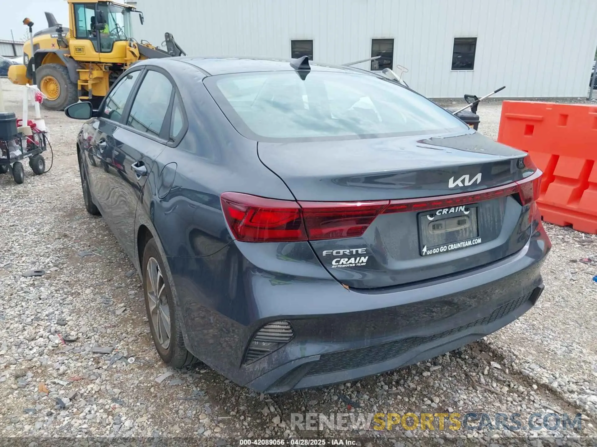 3 Photograph of a damaged car 3KPF24AD6RE841015 KIA FORTE 2024