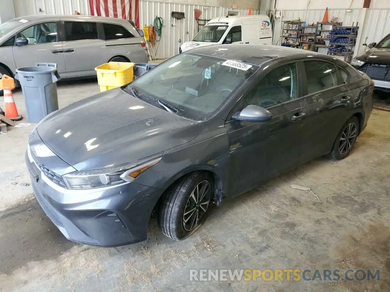 1 Photograph of a damaged car 3KPF24AD7RE704746 KIA FORTE 2024