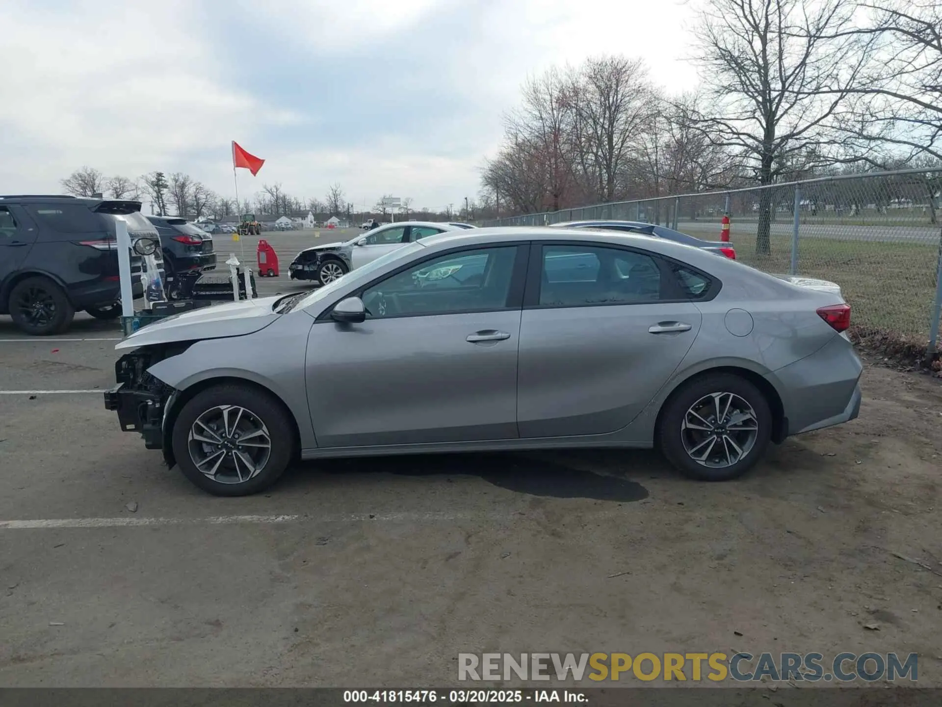 14 Photograph of a damaged car 3KPF24AD7RE706870 KIA FORTE 2024