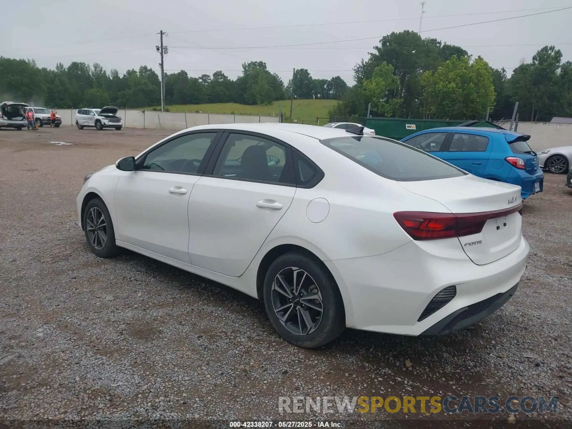3 Photograph of a damaged car 3KPF24AD7RE733020 KIA FORTE 2024
