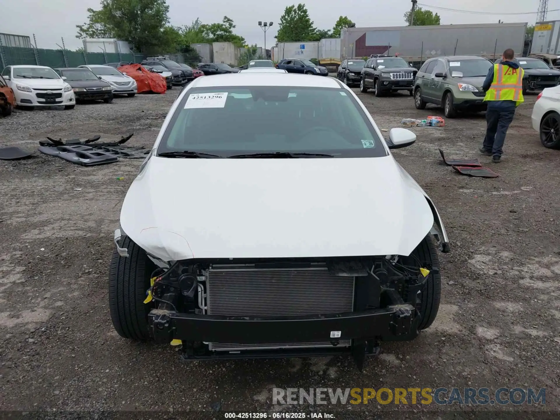 13 Photograph of a damaged car 3KPF24AD7RE735527 KIA FORTE 2024