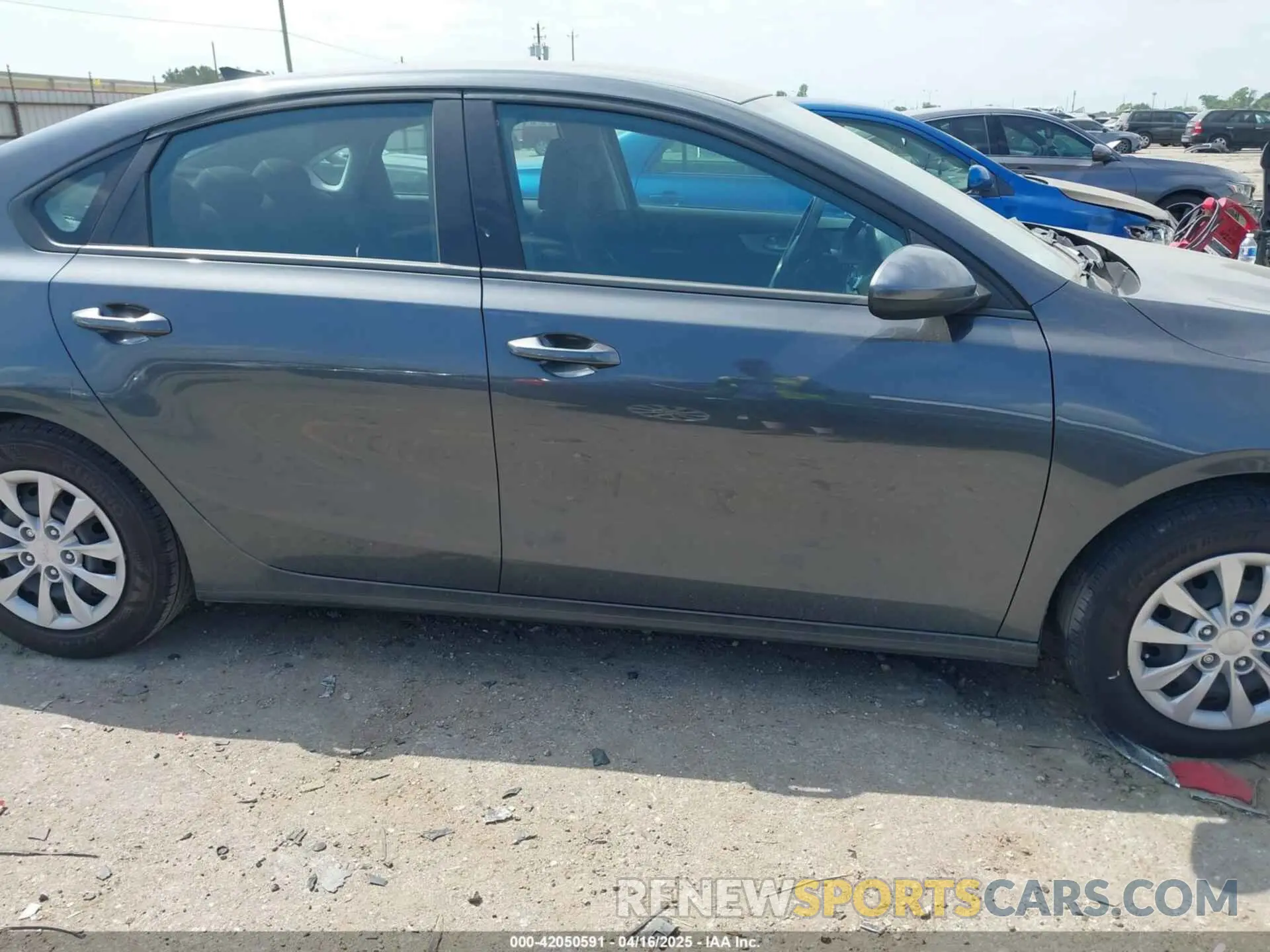 13 Photograph of a damaged car 3KPF24AD7RE751372 KIA FORTE 2024