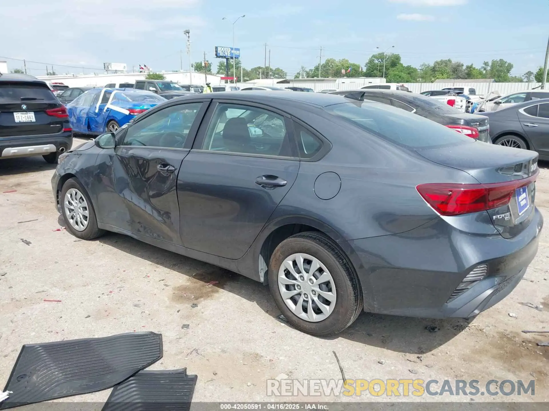 3 Photograph of a damaged car 3KPF24AD7RE751372 KIA FORTE 2024